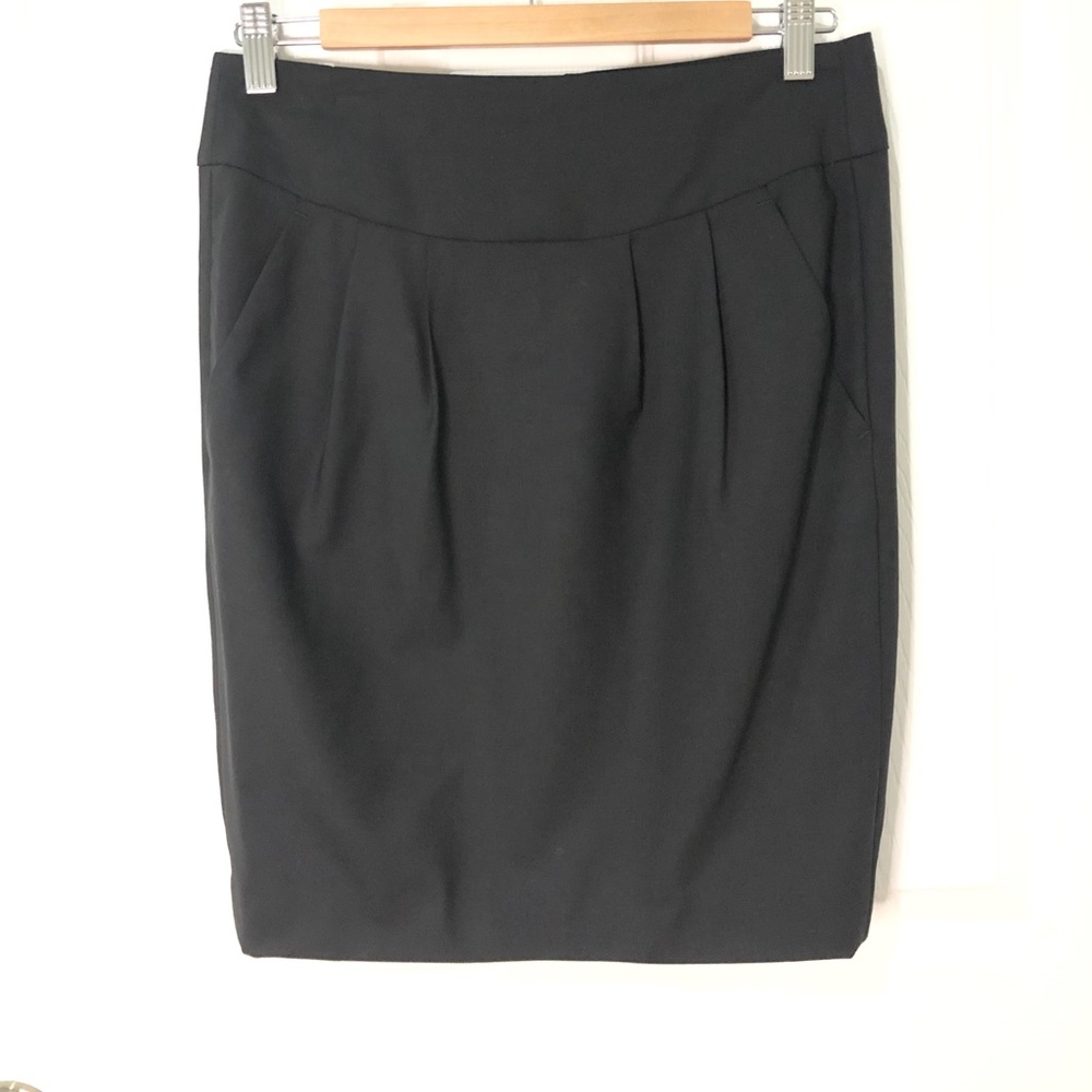 Black skirt